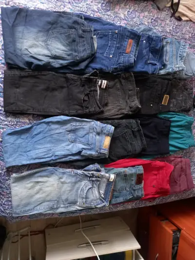 Lote de jeans y pantalones de varias marcas - miniatura 2