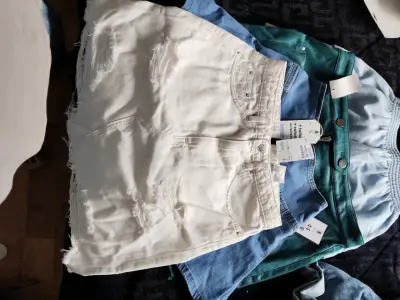 Lote de pantalones y faldas para mujer en varios colores - miniatura 3