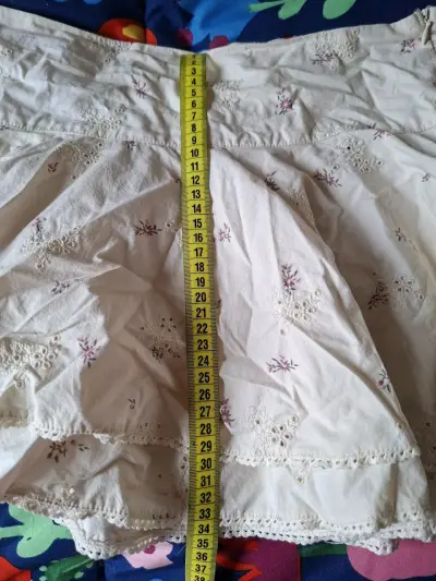 Falda vintage bordada blanca talla L - miniatura 6