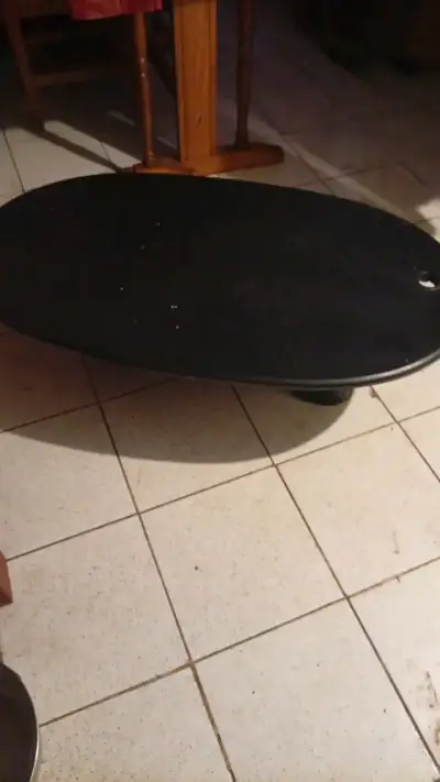 Mesa de centro ovalada negra - miniatura 1