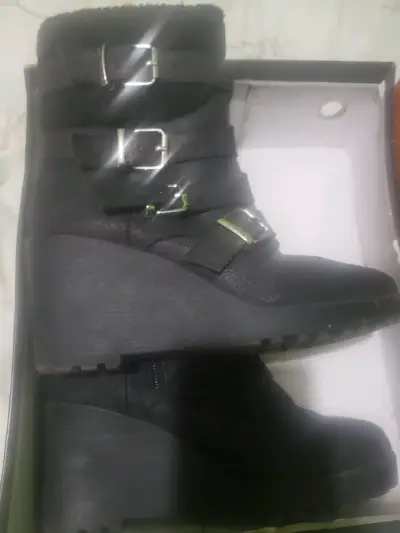 Botines de cuña para mujer en color marrón y negro - miniatura 2