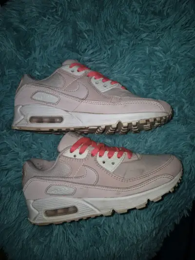 Zapatillas Nike Air Max rosas con cordones fucsia - miniatura 4