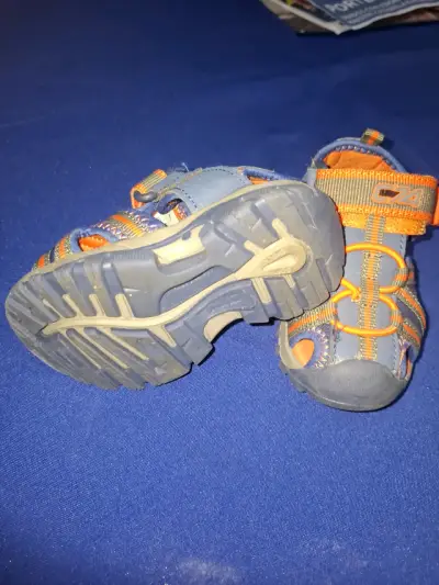 Sandalias deportivas para niños C7A azul y naranja - miniatura 2