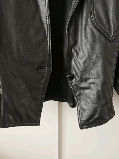 Chaqueta de cuero negra Tarazzia talla M - miniatura 3