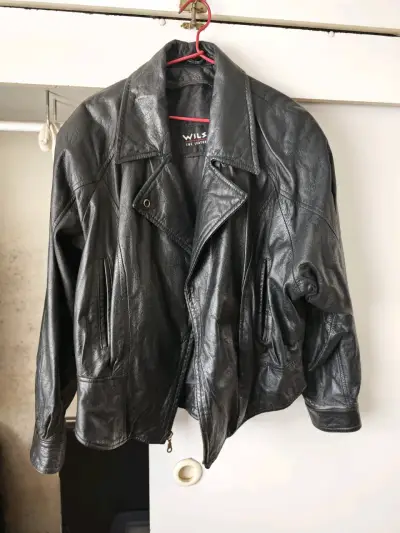 Chaqueta de cuero legitimo negra Wilson - miniatura 2