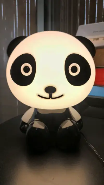 Lámpara infantil de Panda LED - miniatura 1