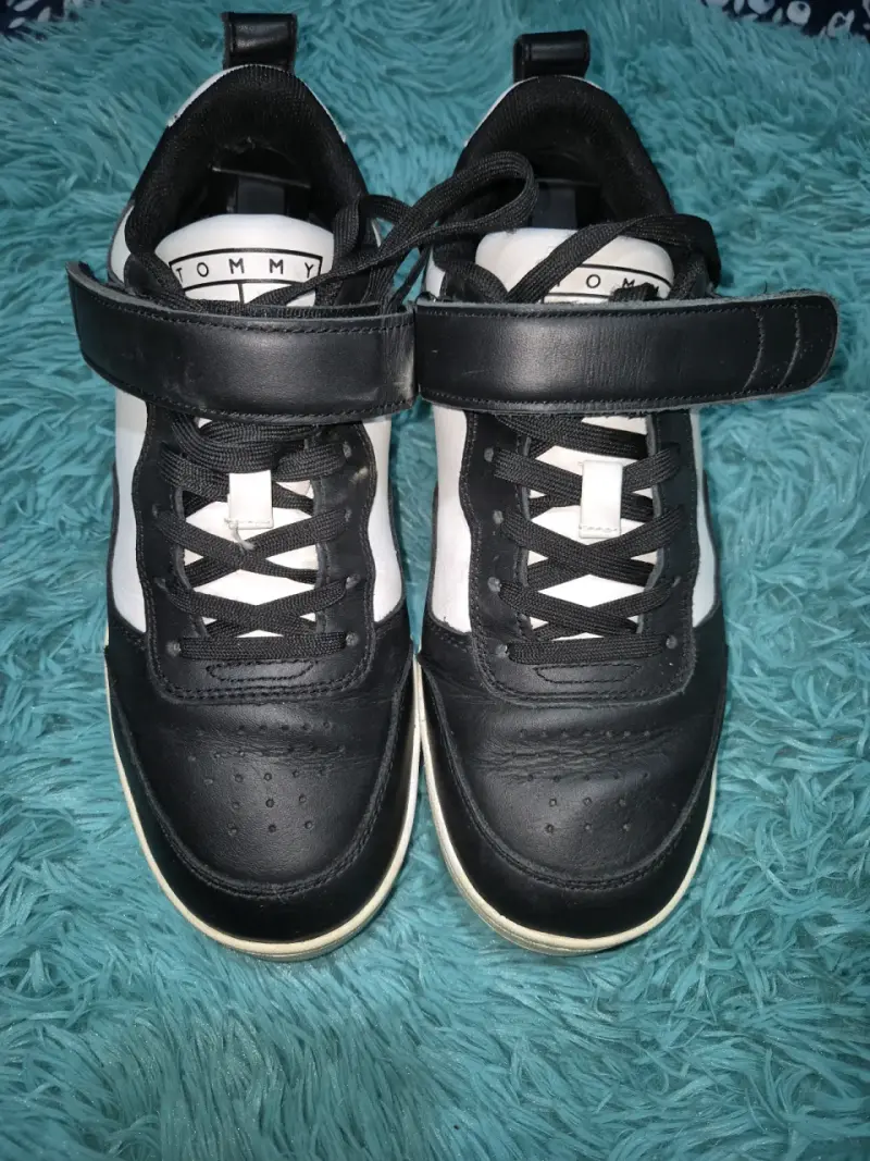Zapatillas negras y blancas Tommy mujer plataforma - 2