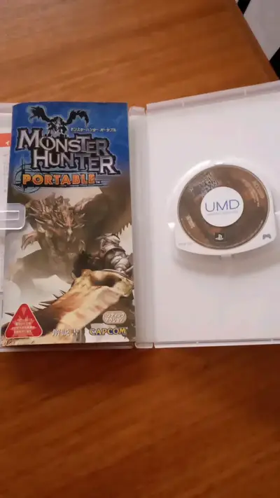 Juego PSP Monster Hunter Portable Capcom - miniatura 3