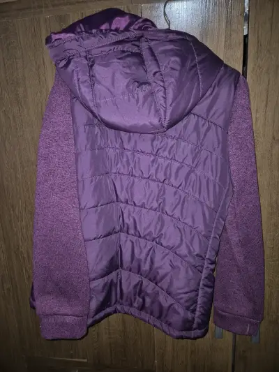 Chaqueta Morada con Capucha para Mujer - miniatura 2