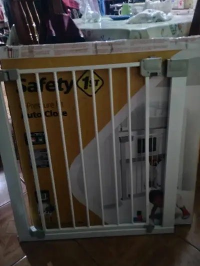 Reja de seguridad para niños Safety 1st - miniatura 1