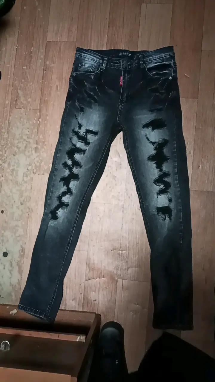 Jeans oscuros para hombre talla 14