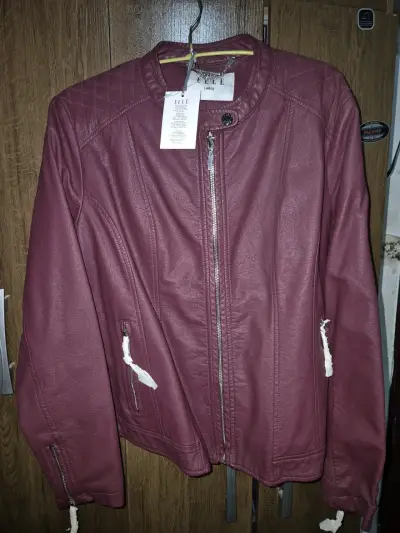 Chaqueta de cuero sintético burdeos para mujer - miniatura 1