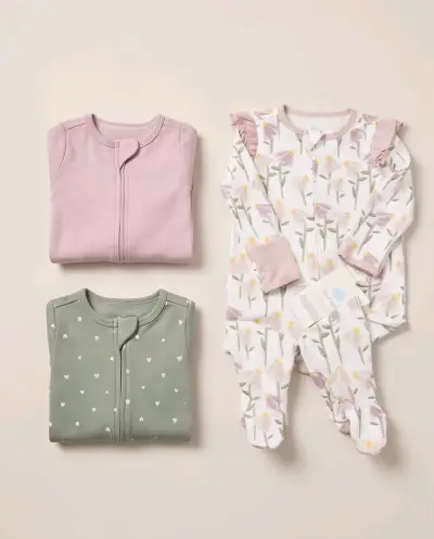 Set de pijamas para bebé Cloud Island con diseños variados - miniatura 1