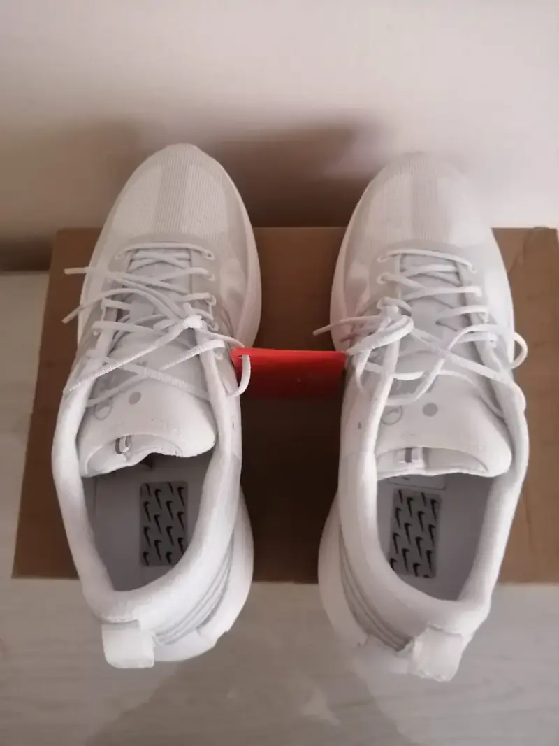Zapatillas deportivas blancas Nike para hombre - 4