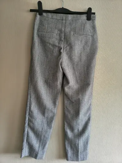 Pantalones de vestir gris para mujer - miniatura 2