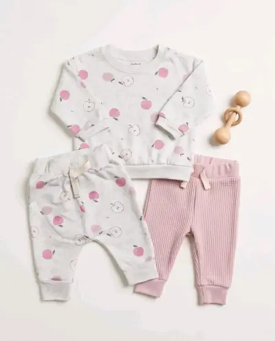 Conjunto de ropa infantil con estampado de manzanas - miniatura 2