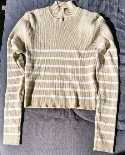 Suéter de punto beige con rayas blancas - miniatura 1