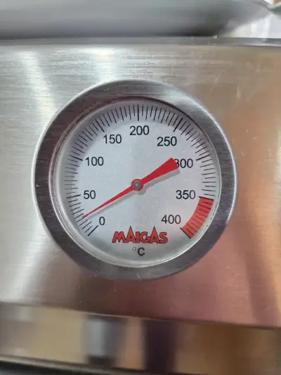 Horno de acero inoxidable Maigas con termómetro - miniatura 2
