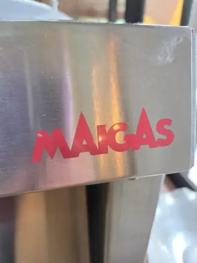 Horno de acero inoxidable Maigas con termómetro - miniatura 3