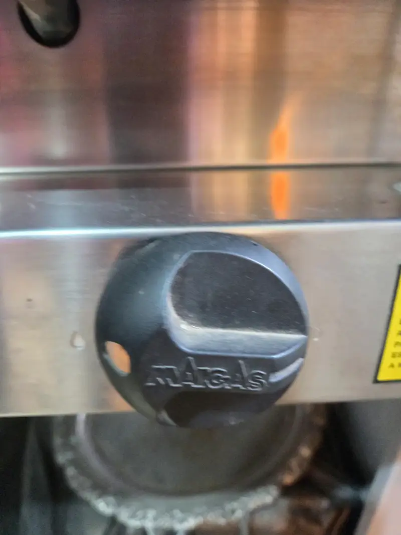 Horno de acero inoxidable Maigas con termómetro - 5