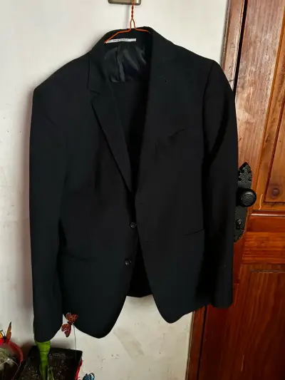 Terno completo negro elegante Arrow para hombre - miniatura 1