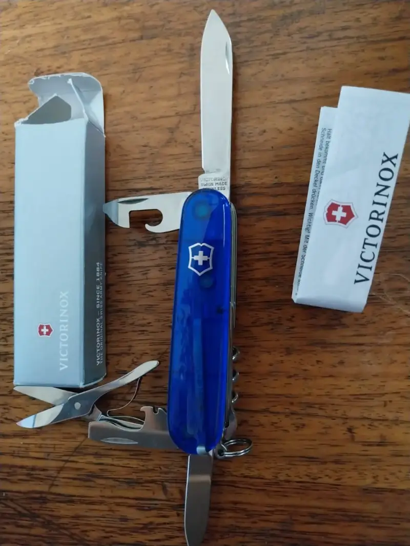 Navaja Suiza Victorinox Azul Multifuncional - 2