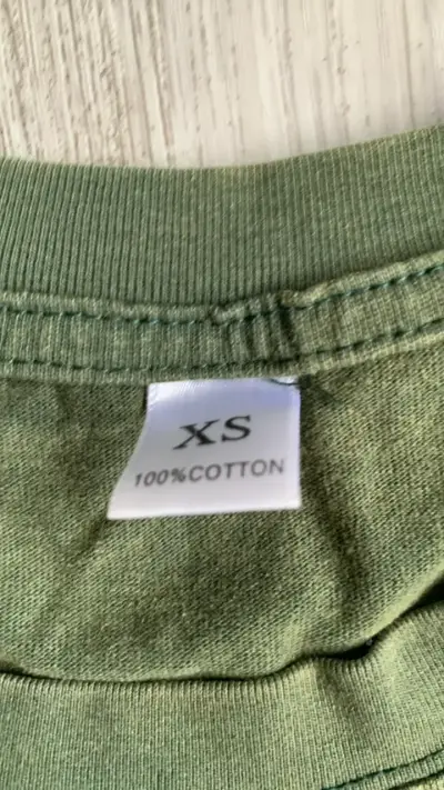 Polera verde de algodón talla XS - miniatura 2