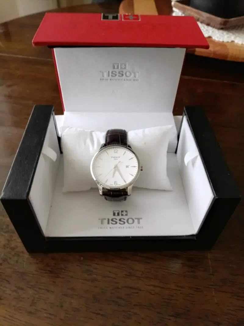 Reloj Tissot de Pulsera para Hombre con Caja Original - 2