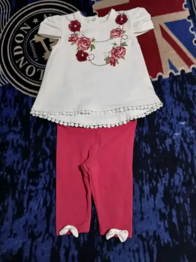 Vestido de niña con estampado floral y rayas - miniatura 5