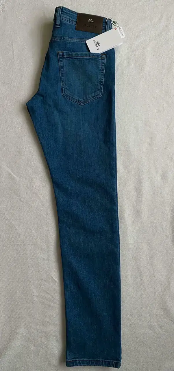 Jeans de mezclilla azul Lacoste para hombre. Nuevo - 3
