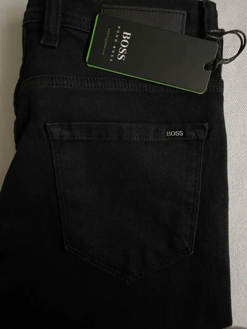 Jeans negros Hugo Boss para hombre - 4