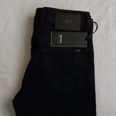 Jeans negros Hugo Boss para hombre - miniatura 5