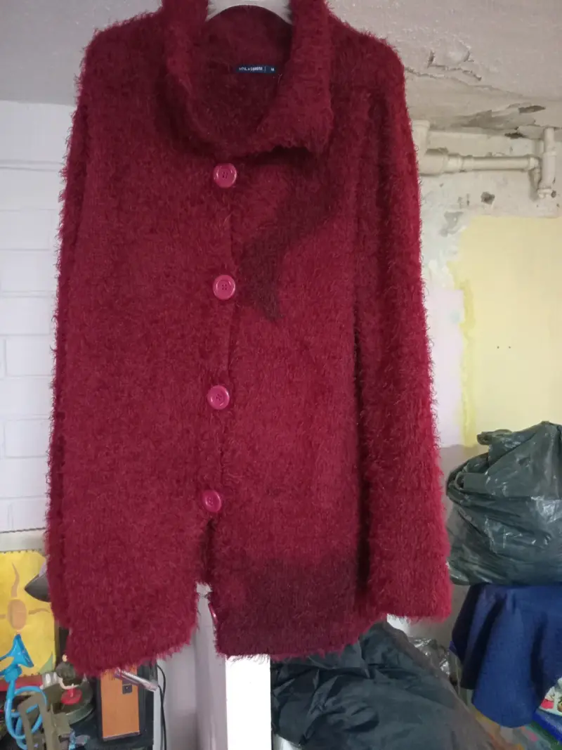 Abrigo de lana rojo MNL x Corona - 1