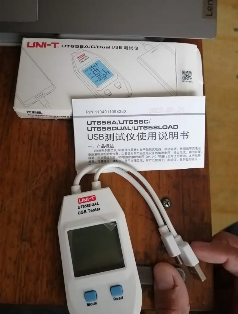 Probador USB Dual UNI-T Medición de Volt/corriente - 2