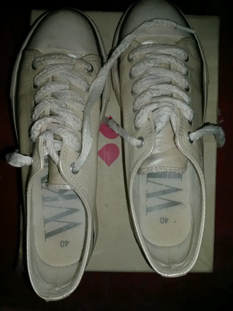 Zapatillas deportivas blancas talla 40 - 1