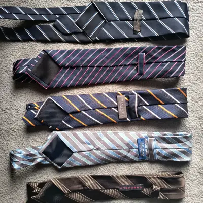Lote de corbatas de seda para hombre en varios colores - miniatura 2