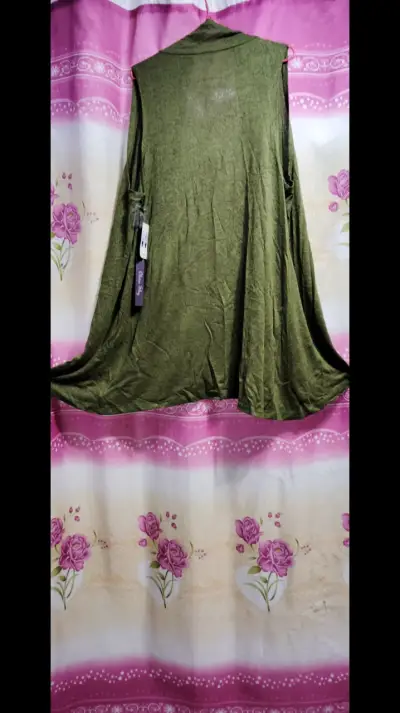 Chaleco largo verde oliva para mujer - miniatura 1