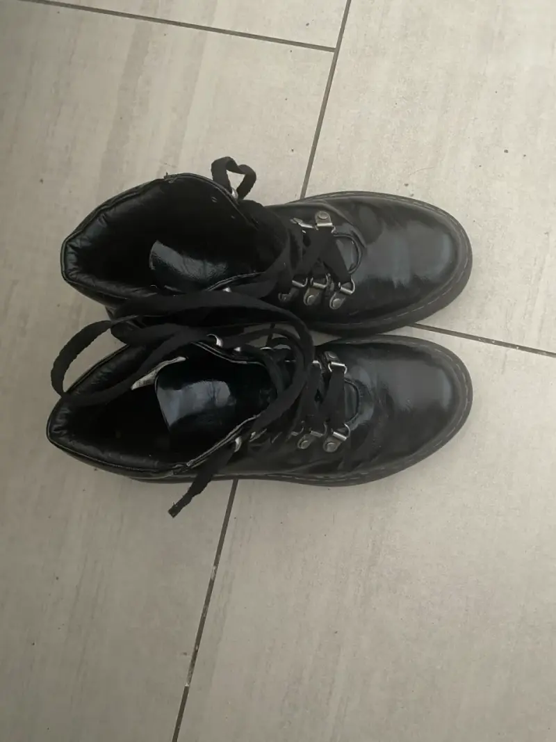 Botas negras de cuero con plataforma - 3