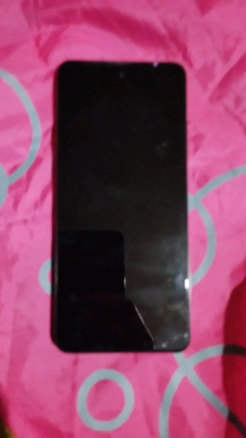 Smartphone ZTE Blade A75 5G con pantalla grande - 2