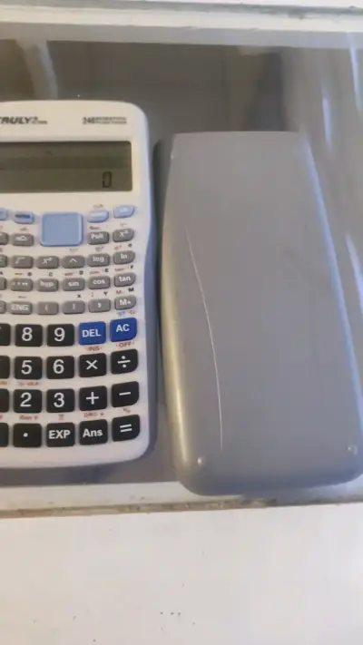 Calculadora científica Truly 240 funciones - miniatura 3