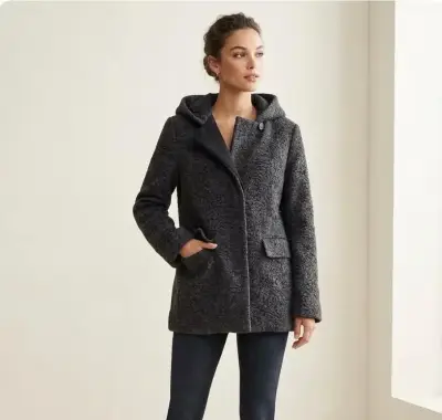 Abrigo gris con capucha, talla S - miniatura 1