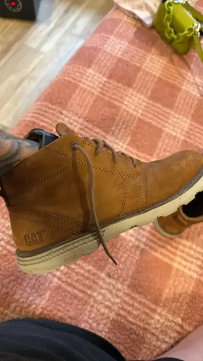 Botas de cuero marrón CAT para hombre - miniatura 5