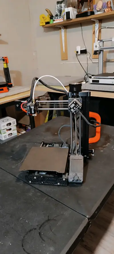 Impresora 3D Prusa Mini en buen estado - miniatura 1
