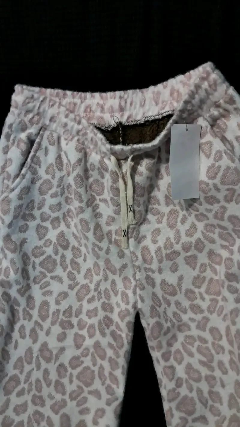 Pantalones de polar con estampado leopardo - 2