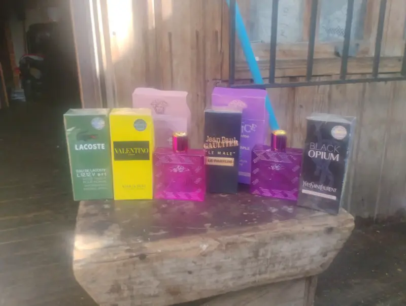 Set de Perfumes Variados para Hombre y Mujer - 6