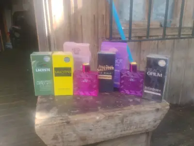 Set de Perfumes Variados para Hombre y Mujer - miniatura 6
