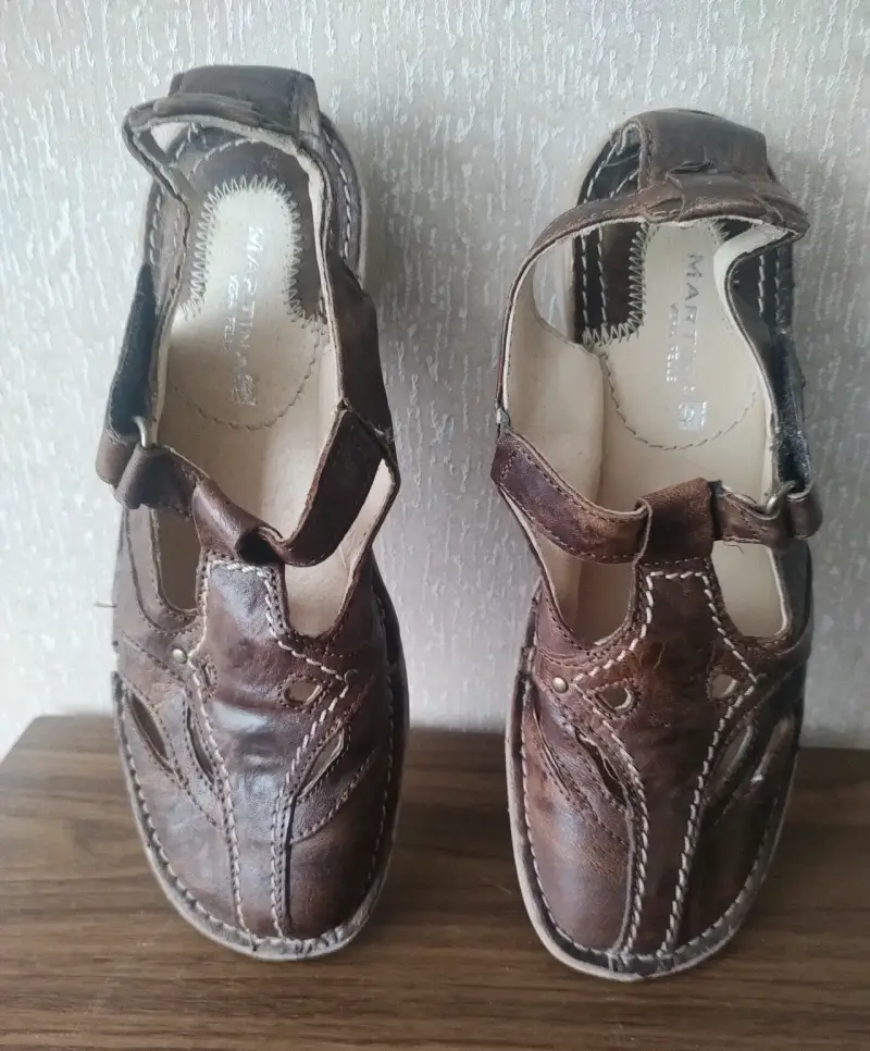Sandalias de cuero marrón para hombre Martino