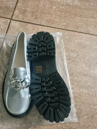 Mocasines plateados con suela gruesa para mujer - miniatura 1