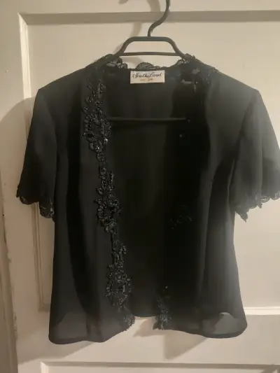 Blusa negra con encaje SouthLand - miniatura 1