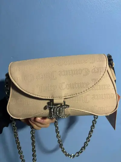 Cartera Juicy Couture beige con cadena - miniatura 1